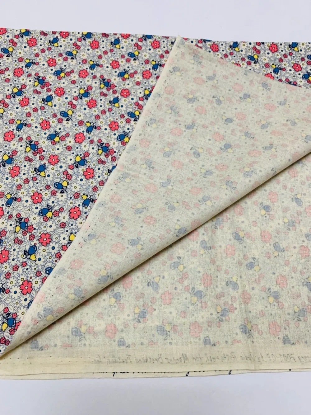 Aunt Grace 10th Anniversary Fabric 1930s Reproduction Floral 2 1/8 Yards Cotton - Picture 7 of 8